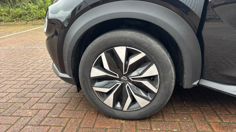 Nissan Juke 1.0 DiG-T Acenta Premium 5dr Petrol Hatchback